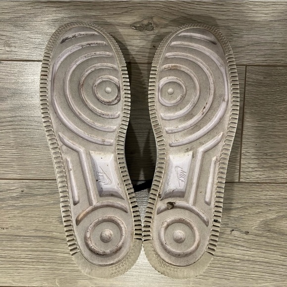 Nike Air Force 1 Sage Low Black and White - Picture 8 of 9